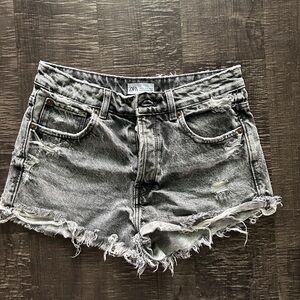 Zara Women's Frayed Gray Denim Shorts